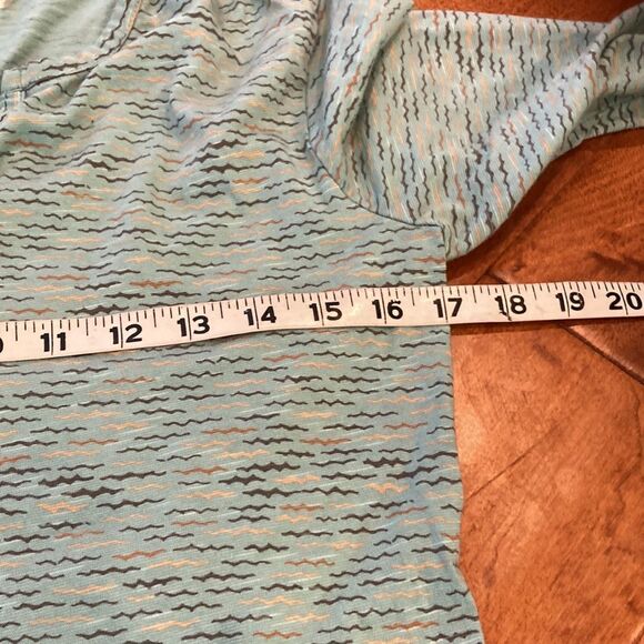 Toad & Co. green split neck, three-quarter length sleeves T-shirt - Picture 4 of 5